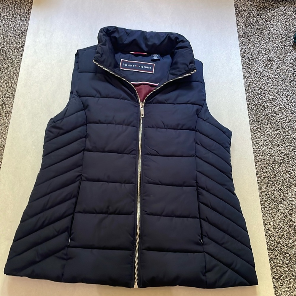 Tommy Hilfiger puffy vest